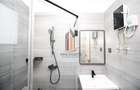 1 Bed Apartment with En Suite at Hatheru Road - 18