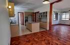 5 Bed Townhouse with En Suite at Lavington - 20