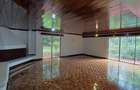 4 Bed House with En Suite in Lavington - 8