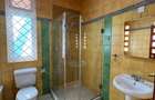 5 Bed Townhouse with En Suite in Rosslyn - 16