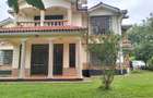 5 Bed Townhouse with En Suite at Rosslyn Redhill - 3