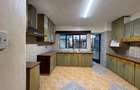 4 Bed Townhouse with En Suite in Rhapta Road - 5