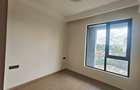 1 Bed Apartment with En Suite at Riverside Drive - 4