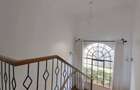 5 Bed Townhouse with En Suite in Kitisuru - 12