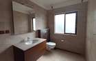 5 Bed Townhouse with En Suite at Convent Drive - 12