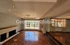 5 Bed House with En Suite in Runda - 9