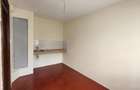 4 Bed Apartment with En Suite in Riverside - 15