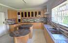 6 Bed House with En Suite at Loresho Road - 9