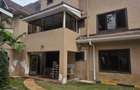 5 Bed House with En Suite in Lavington - 2