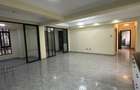 3 Bed Apartment with En Suite in Kilimani - 7