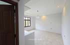 3 Bed Apartment with Garden at Thome Estate - 6
