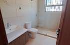 5 Bed Townhouse with En Suite at Loresho - 7