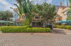 5 Bed Townhouse with En Suite in Lavington - 1
