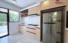 3 Bed Apartment with En Suite at Riverside Drive - 5