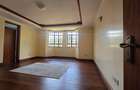 5 Bed House with En Suite in Runda - 9