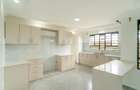 3 Bed House with En Suite at Acacia - 8