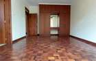 5 Bed Townhouse with En Suite at Lavington - 8