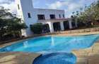 5 Bed House with En Suite in Shanzu - 1