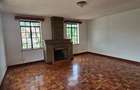 5 Bed Townhouse with En Suite at Ndoto Road - 19