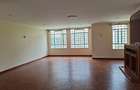 5 Bed House with En Suite at Off Mimosa Rd - 19