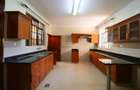 4 Bed Townhouse with En Suite in Lavington - 9