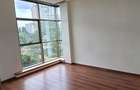3 Bed Apartment with En Suite at Parklands - 8