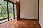 4 Bed Townhouse with En Suite in Lake View - 5