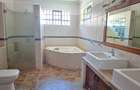 4 Bed Townhouse with En Suite at Off Peponi Rd - 15