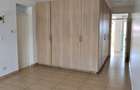 3 Bed Apartment with En Suite at Lavington - 18