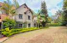 4 Bed Villa with En Suite at Othaya Road - 1