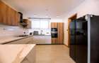 Serviced 3 Bed Apartment with En Suite in Spring Valley - 11