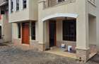 5 Bed Townhouse with En Suite at Lavington Green - 4