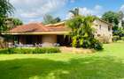 5 Bed Villa with En Suite in Runda - 1