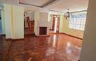 6 Bed Townhouse with En Suite at Convent Drive - 10