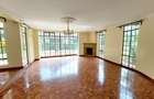5 Bed Townhouse with En Suite at Owashiga Road - 7