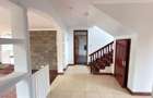 5 Bed Townhouse with En Suite in Riverside - 11