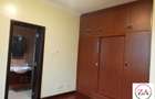 5 Bed Townhouse with En Suite in Lavington - 4