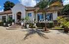5 Bed House with En Suite in Kitisuru - 2