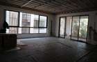 5 Bed Villa with En Suite at Kyuna Road - 9