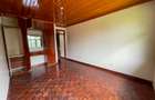 4 Bed Apartment with En Suite in Riverside - 2