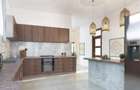 Serviced 2 Bed Apartment with En Suite at Links Road - 18