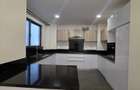 3 Bed Apartment with En Suite at Othaya Road - 6