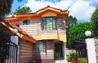 4 Bed House with En Suite in Lavington - 1
