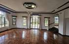 5 Bed House with En Suite in Runda - 19