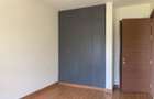 1 Bed Apartment with En Suite at Riverside Drive - 6
