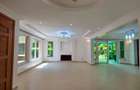 4 Bed House with En Suite in Riverside - 5
