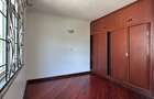 5 Bed Villa with En Suite in Lavington - 11