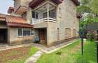 4 Bed Townhouse with En Suite at James Gichuru Road - 15