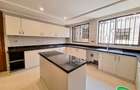 5 Bed Townhouse with En Suite at Lavington Green - 4