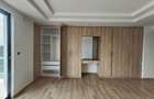 4 Bed Apartment with En Suite at 5Th Parklands Avenue - 17